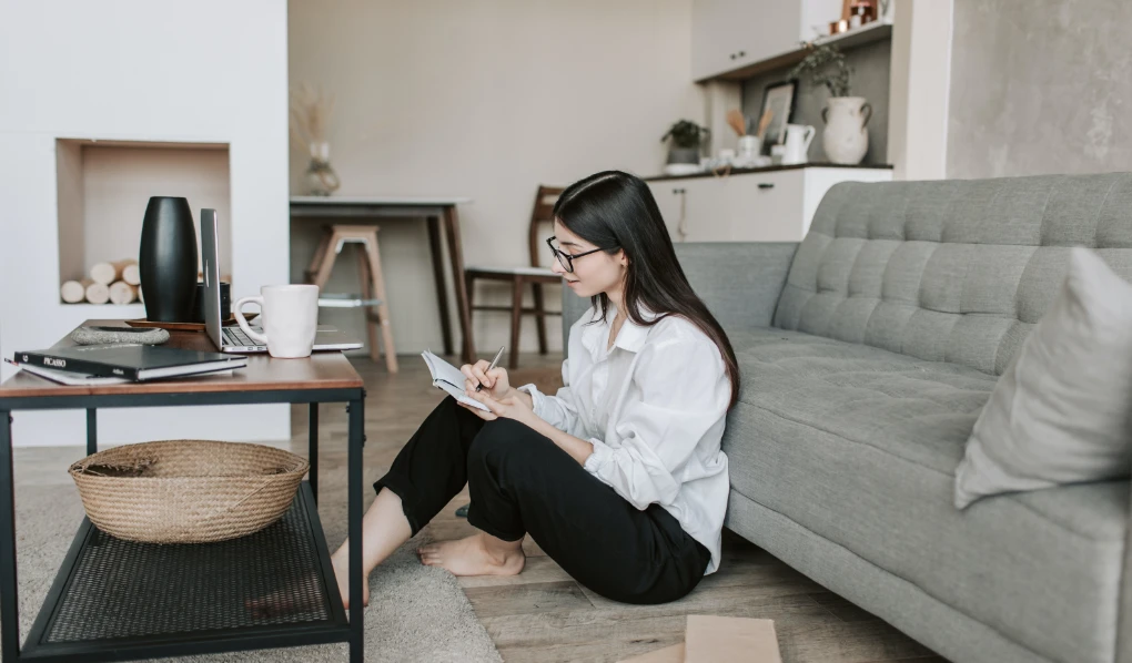 Woman-reading-study-plan